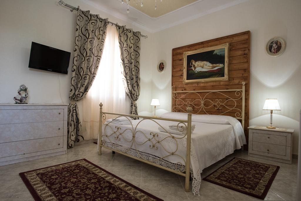 Alloggio In Villa Cristina B&B Gallipoli Buitenkant foto
